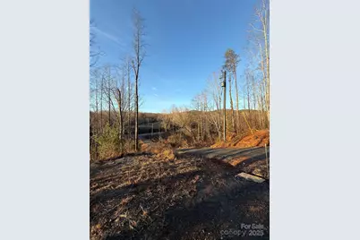 2828 E Pine Street, Mount Airy, NC 27030 - Photo 23