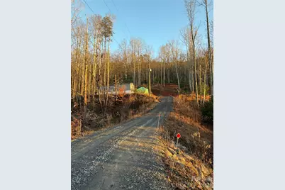 2828 E Pine Street, Mount Airy, NC 27030 - Photo 25