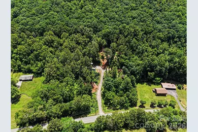 2828 E Pine Street, Mount Airy, NC 27030 - Photo 3