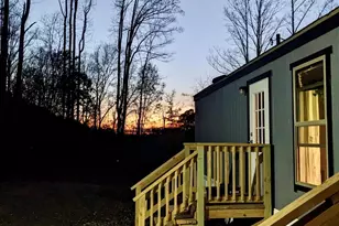 2828 E Pine St, Mount Airy, NC 27030 - Photo 5