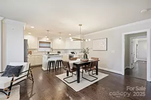 1044 Lunsford Pl, Charlotte, NC 28205 - Photo 11