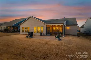 3102 Bartlett St, Fort Mill, SC 29715 - Photo 5