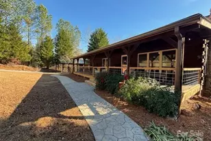 926 Cross Creek Dr, Rutherfordton, NC 28139 - Photo 1