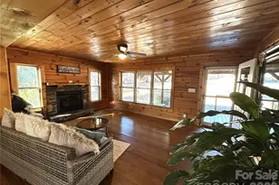 926 Cross Creek Dr, Rutherfordton, NC 28139 - Photo 3