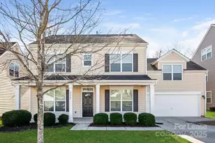 317 Moses Rhyne Dr, Mount Holly, NC 28120 - Photo 1