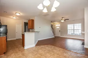 317 Moses Rhyne Dr, Mount Holly, NC 28120 - Photo 3