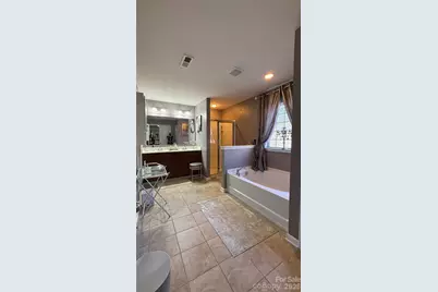 7910 Sweet Grove Court, Charlotte, NC 28269 - Photo 3
