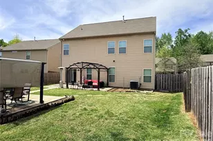 7910 Sweet Grove Ct, Charlotte, NC 28269 - Photo 23