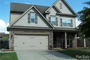 7910 Sweet Grove Ct, Charlotte, NC 28269 - Photo 1