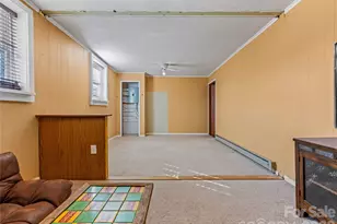 204 Sutton Ave, Black Mountain, NC 28711 - Photo 17