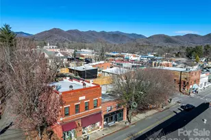 204 Sutton Ave, Black Mountain, NC 28711 - Photo 5