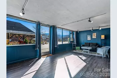 204 Sutton Avenue, Black Mountain, NC 28711 - Photo 11