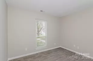 5506 Carronbridge Ln, Charlotte, NC 28216 - Photo 11