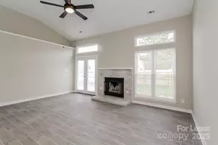 5506 Carronbridge Ln, Charlotte, NC 28216 - Photo 3