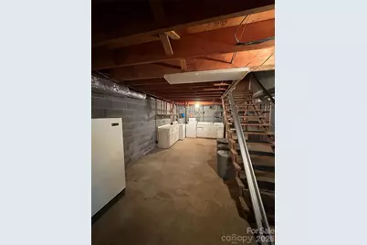 606 Oakmont Drive, Canton, NC 28716 - Photo 19