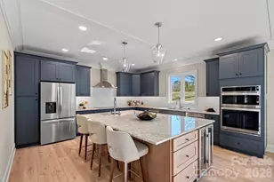 4619 Serenity Woods Ct, Charlotte, NC 28216 - Photo 9