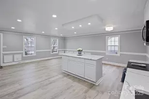 700 Braxfield Dr, Charlotte, NC 28217 - Photo 3