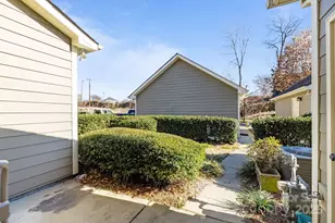 3160 Bending Birch Pl, Charlotte, NC 28206 - Photo 19