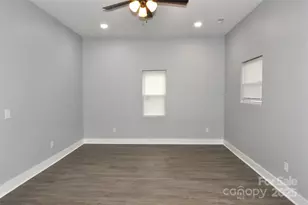 569 5th St, Chester, SC 29706 - Photo 19