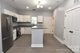 573 5th St, Chester, SC 29706 - Photo 7