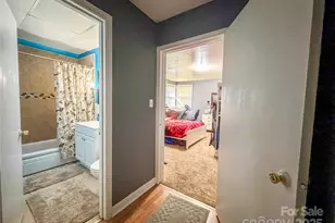 618 Clyde St, Gastonia, NC 28052 - Photo 5