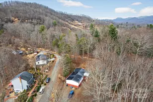 401 Azalea Cir, Marshall, NC 28753 - Photo 9