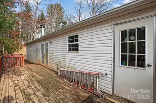 401 Azalea Cir, Marshall, NC 28753 - Photo 7