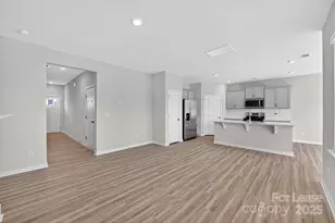 12129 Lady Bell Dr, Charlotte, NC 28278 - Photo 5