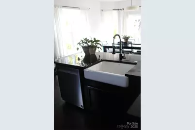 2889 Creekview Drive, Waxhaw, NC 28173 - Photo 7