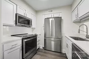 300 S Cedar St, Charlotte, NC 28202 - Photo 11