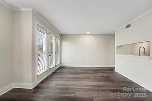 300 S Cedar St, Charlotte, NC 28202 - Photo 5