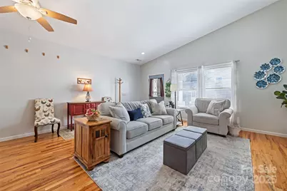 31 Bage Street, Waynesville, NC 28786 - Photo 7