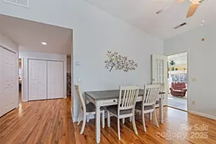 31 Bage St, Waynesville, NC 28786 - Photo 9