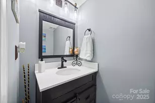 10927 Hunter Trail Ln, Charlotte, NC 28226 - Photo 15