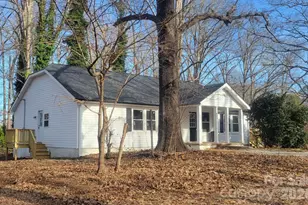 636 Harrison Sanders Ln, Lincolnton, NC 28092 - Photo 3