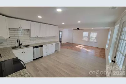 636 Harrison Sanders Lane, Lincolnton, NC 28092 - Photo 5