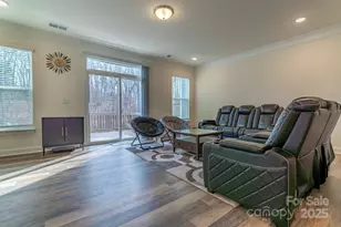 10211 Glenmere Crk Cir, Charlotte, NC 28262 - Photo 13