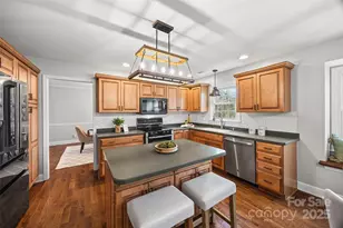 1206 Matthews Plantation Dr, Matthews, NC 28105 - Photo 13