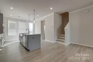 6027 Towering Oaks Dr, Charlotte, NC 28205 - Photo 13