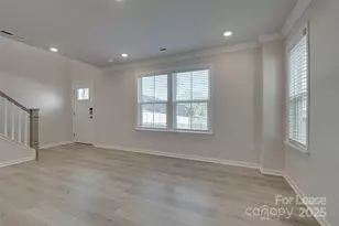 6027 Towering Oaks Dr, Charlotte, NC 28205 - Photo 3