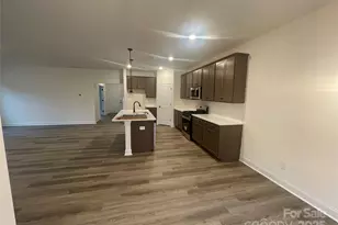 4004 Grommet Ct, Matthews, NC 28105 - Photo 9