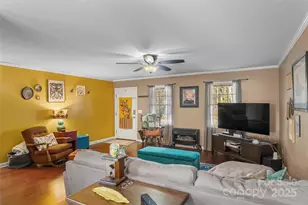 2765 Hollybrook Ln, Morganton, NC 28655 - Photo 7