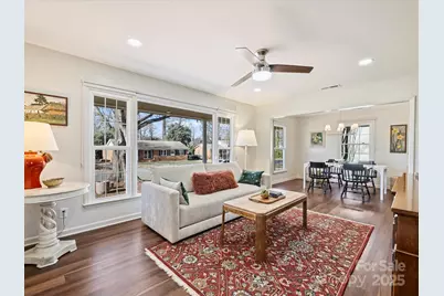 4523 Carriage Drive Circle, Charlotte, NC 28205 - Photo 5