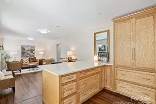 4523 Carriage Dr Cir, Charlotte, NC 28205 - Photo 13