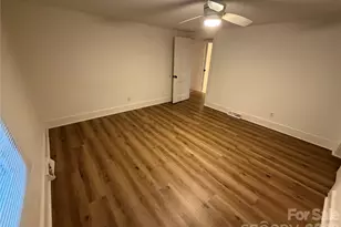 1215 Summerville Rd, Charlotte, NC 28214 - Photo 15