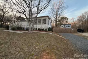 1215 Summerville Rd, Charlotte, NC 28214 - Photo 25