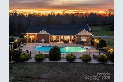 5174 S Oak Circle, Granite Falls, NC 28630 - Photo 1