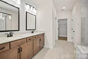 2720 Peak Ct, Belmont, NC 28012 - Photo 9