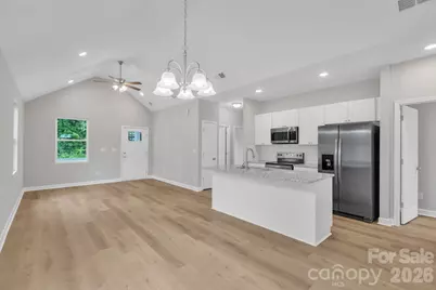 208 N Railroad Avenue, East Spencer, NC 28039 - Photo 21