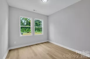 208 N Railroad Ave, East Spencer, NC 28039 - Photo 25